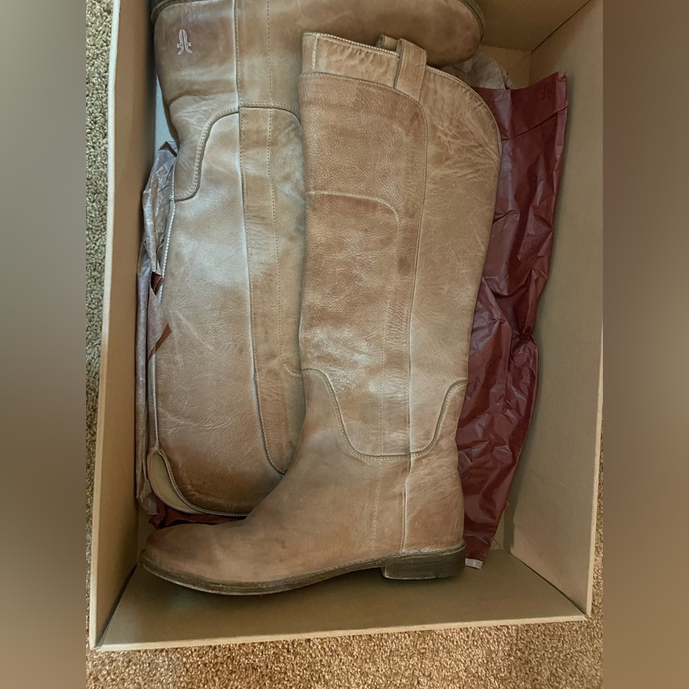 Women’s Frye 77534 Paige tall riding boots size 8